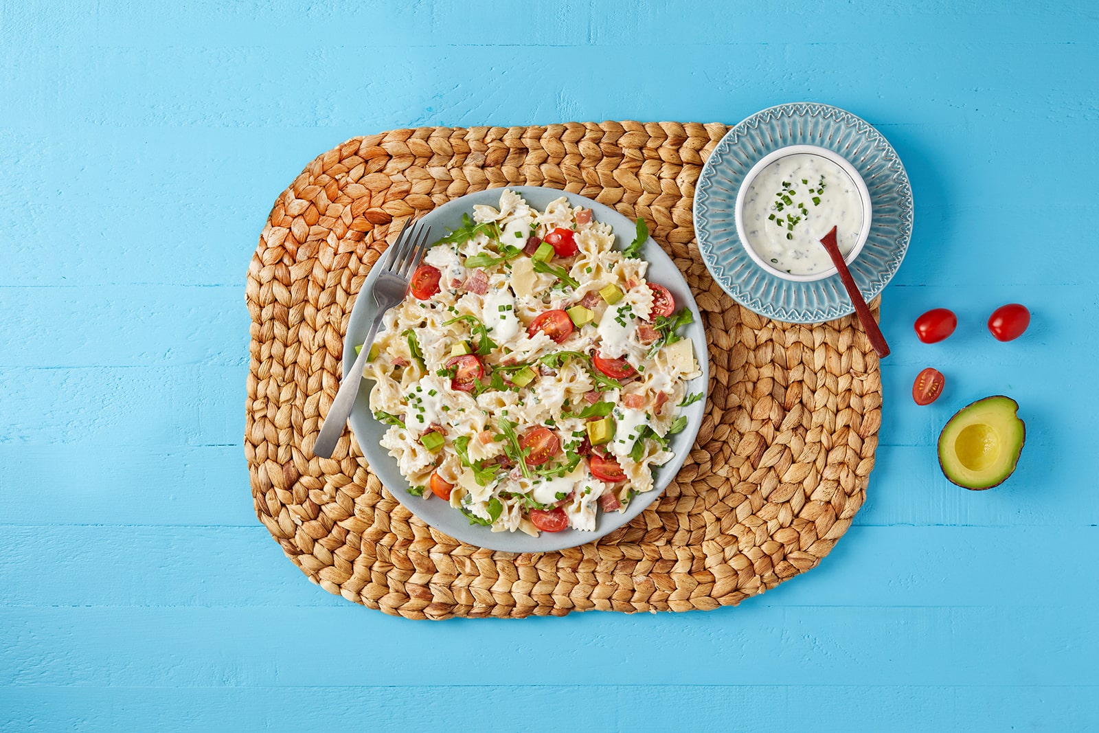 BLT pasta salad | Oikos Canada